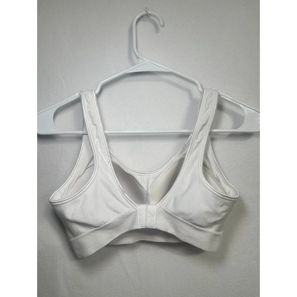 Bali Comfort Revolution White Wirefree Bra 3488 Small Seamless Hook Eye Closure‎
